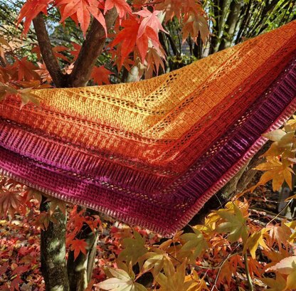 Flat Triangular Scarf "Nemesis" aka "Akaste 2.0"