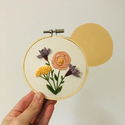 M Creative J Blooming Wildflowers DIY Embroidery Kit
