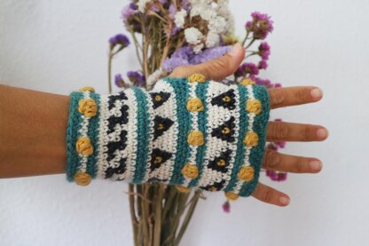 Seed Fingerless Mittens