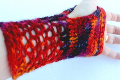 Fi's Fancy Fingerless Gloves