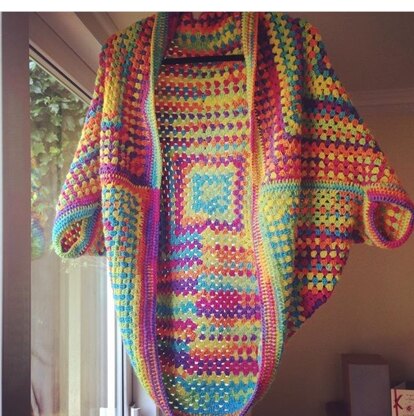 Ladie's rainbow shawl