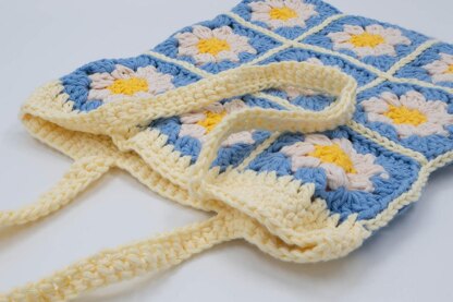 Daisy Granny Square Bag
