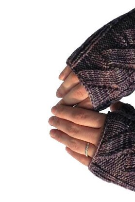 Struie Hill Fingerless Mitts