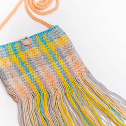 Fun Fringed Bag - Free Knitting Pattern in Paintbox Yarns 100% Wool Worsted - Free Downloadable PDF