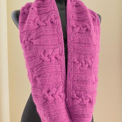 #178 Rose Cabled Circular Scarf