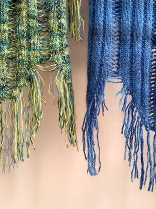 Tearific Scarf