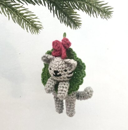 Cat in a Wreath Christmas Ornament