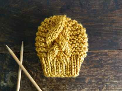 Super Chunky Cable Garter Stitch Hat