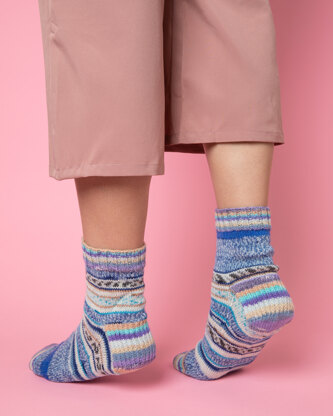 Cozy Contrast Socks - Free Knitting Pattern in Paintbox Yarns Socks