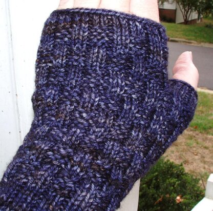 Basket Weave Fingerless Gloves