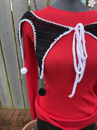 Pompom Crochet Collar