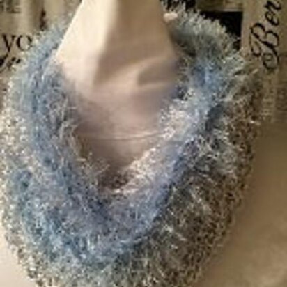 Eyelash Cowl