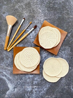 Make-up pads and pots