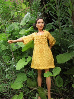 1:6th scale Ruth dresses