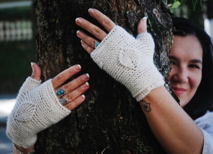 Leaf Crochet Gloves