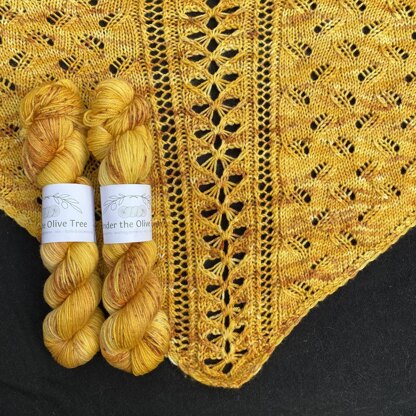 The Beekeeper Shawl