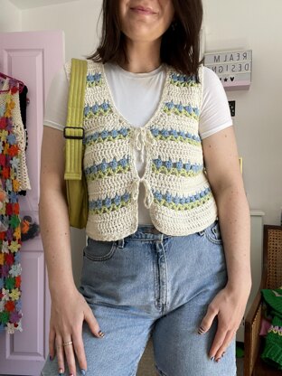 Tulip Stitch Flower Garden Vest