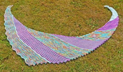 Crescent Steps Shawl KAL