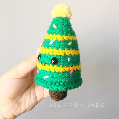 NO SEW Christmas Tree