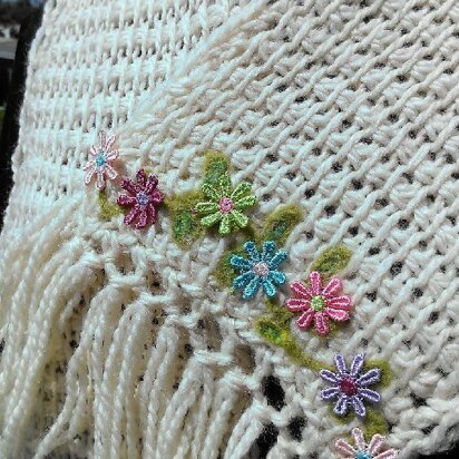 Quick & Easy Tunisian Crochet Flower Edged Scarf with Photo Tutorial