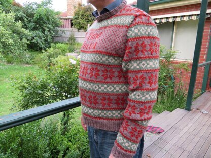 Catchword Pullover