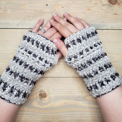 Fluffy Floves Fingerless Gloves