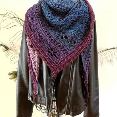 Triangular Scarf "Helike"