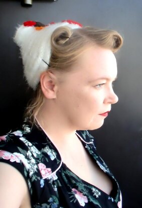 Joan Fifties-style funnel cap