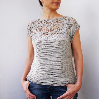 Pearl shell top