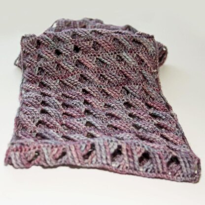 Cascading Cables Cowl