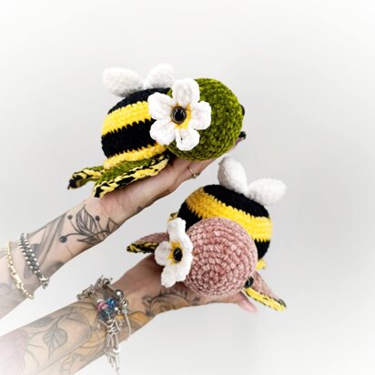 Amigurumi Bee turtle