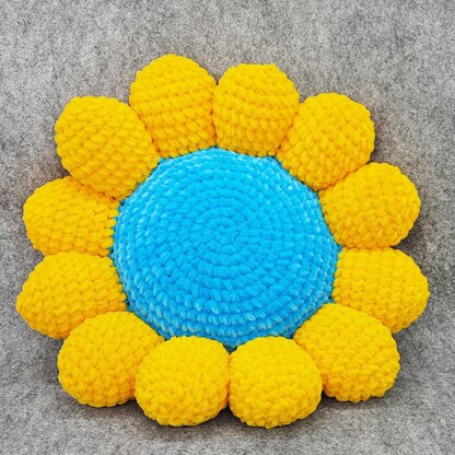 Sunflower throw pillow