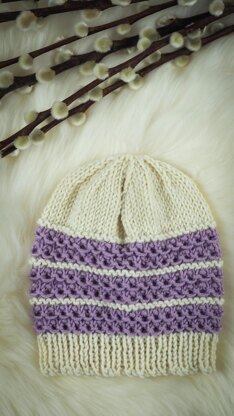 Two colour newborn beanie