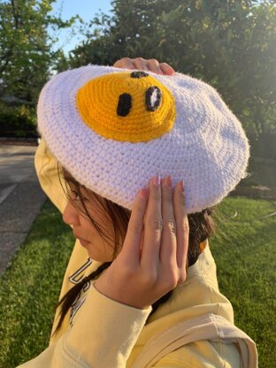 Gudetama Lazy Egg Beret