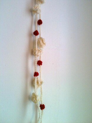 Popcorn & Cranberry Garland