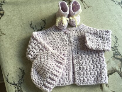 Baby Cardigan, hat & Bootees
