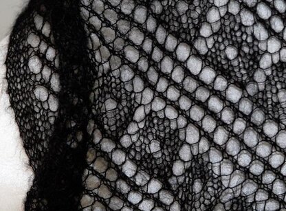 Rectangle lace shawl "Gloria Silk"