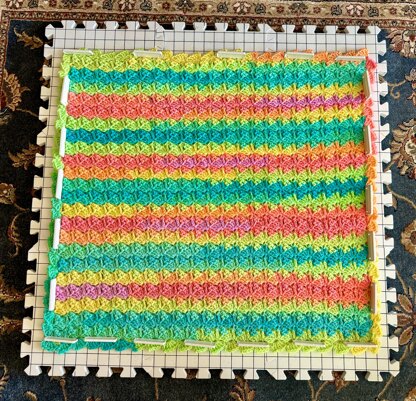 EASY Diagonal Shell Baby Blanket