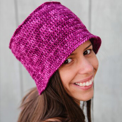 Valley Yarns 598 Cranwell Hat