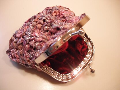 Ribbon coin purse