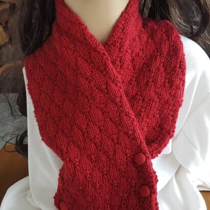 Naomi - diamond stitch neck scarf