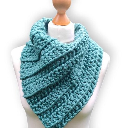 Super Chunky Ribbed Bandana Cowl