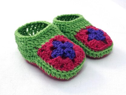 Granny Square Baby Gift Set