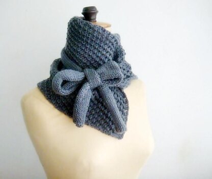 Bow Knit Cowl