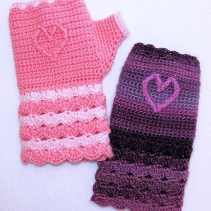 Crochet Cabled Heart Mitts