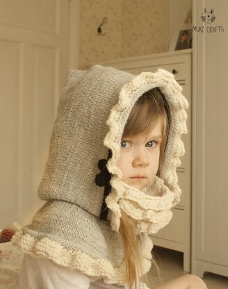 Marta hooded cowl