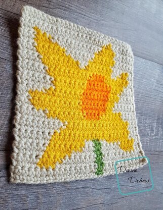 8" Tapestry Daffodil Afghan Square