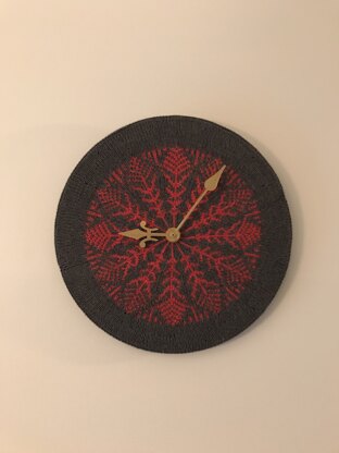Knitted Clock