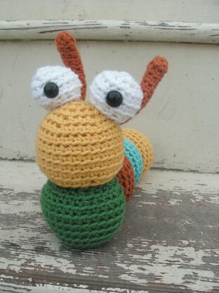 Amigurumi Alastair the Caterpillar