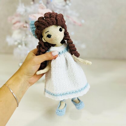 Amigurumi doll pattern, crochet doll, crochet doll with clothes, doll dress, Clara